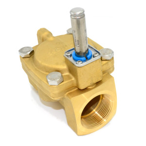 Danfoss 032U7536 Solenoid Valve EV220B, 1-1/2 in, NPT, NC, 2 Way