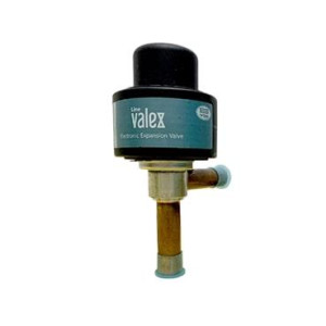 Full Gauge SB108 Electronic Expansion Valve 0.8 mm 0.54TR R404A , 1TR R410A 3/8inlet 1/2outlet