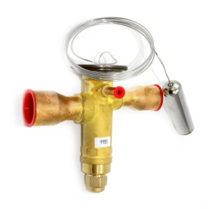 Danfoss 067N2168 30TR Thermostatic expansion valve, TGE, R22,R407C, 1-1/8x1-3/8 in Solder, ODF, 1/4 in Externally equalized, Bi-flow, -40 to 50 F, replaces 067N2188